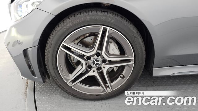 Mercedes-Benz C-Class W205 C200 Cabriolet - фото 4