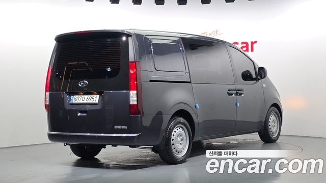 Hyundai Staria Cargo 5-Seater Smart - фото 1
