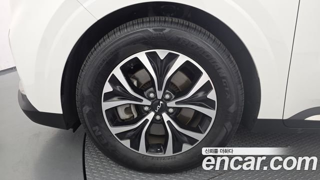 Kia Carnival 4-го поколения 9-Seater Noblesse - фото 4