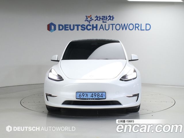 Tesla Model Y Long Range AWD - фото 2