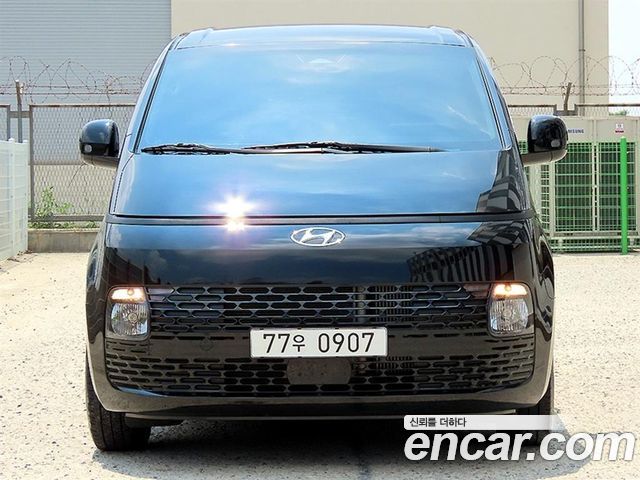 Hyundai Staria Tourer 11-Seater Modern - фото 2