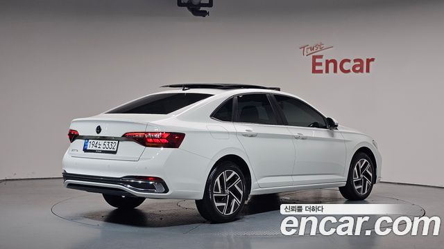 Volkswagen Jetta 7-го поколения 1.5 TSI Prestige - фото 0