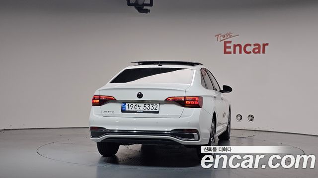 Volkswagen Jetta 7-го поколения 1.5 TSI Prestige - фото 2