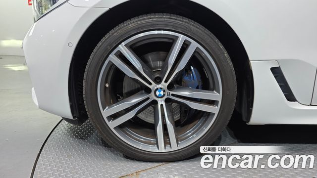 BMW Gran Turismo G32 640i xDrive M Sport - фото 4