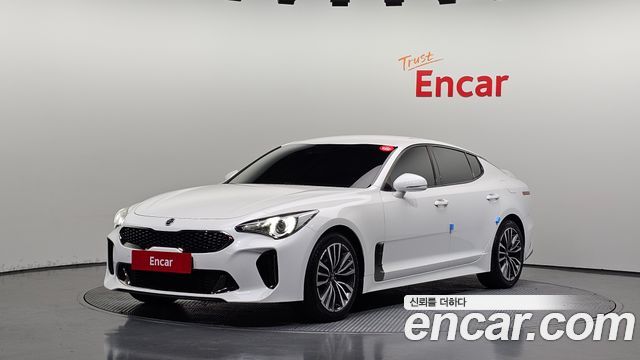 Kia Stinger 2.0 Turbo 2WD Prime - фото 0
