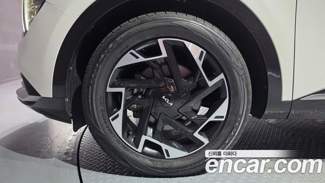 Kia Sportage 5-го поколения Gasoline 1.6 Turbo 2WD Signature - фото 4