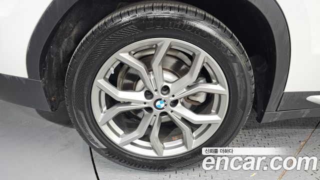 BMW X3 G01 xDrive 20d - фото 4