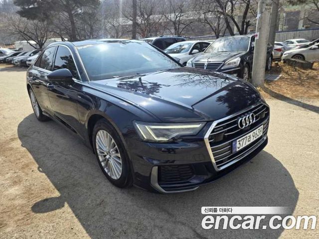 Audi A6 C8 45 TFSI Quattro Premium - фото 1