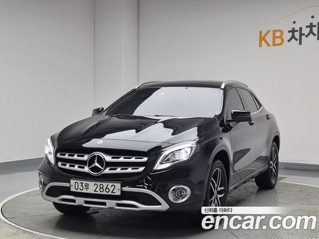 Mercedes-Benz GLA-Class X156 GLA220 Premium - фото 0