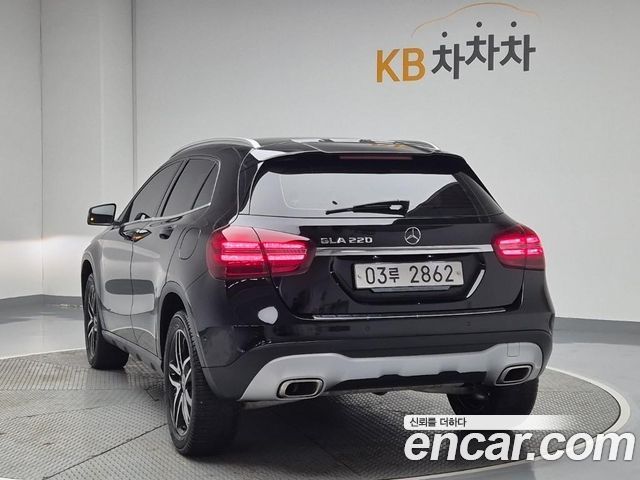 Mercedes-Benz GLA-Class X156 GLA220 Premium - фото 1