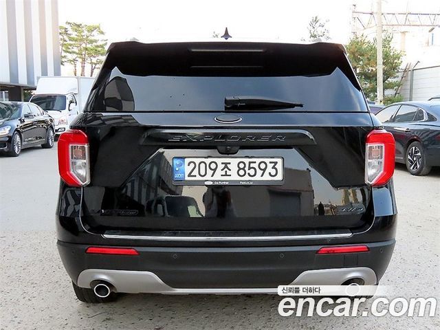 Ford Explorer 6-го поколения 2.3 LimIted 4WD - фото 3