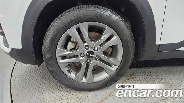 Kia Seltos Gasoline 1.6 Turbo 2WD Prestige - фото 4