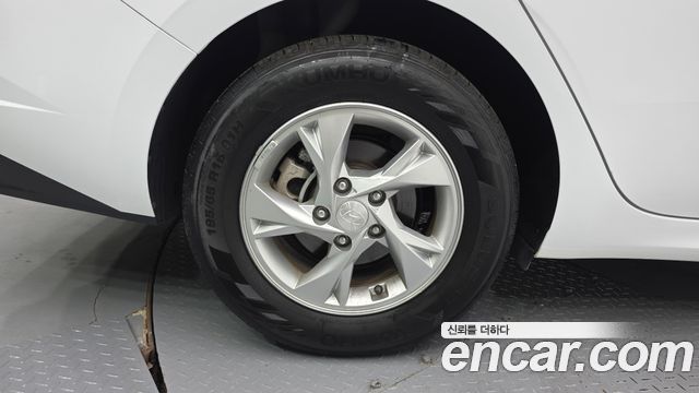 Hyundai Avante CN7 1.6 Smart - фото 4