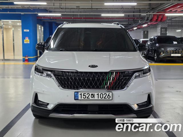 Kia Carnival 4-го поколения 9-Seater Noblesse - фото 1