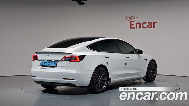 Tesla Model 3 Performance AWD - фото 1