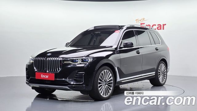 BMW X7 G07 xDrive 40d Design Pure Excellence 7-Seater - фото 0