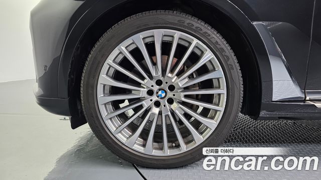 BMW X7 G07 xDrive 40d Design Pure Excellence 7-Seater - фото 4