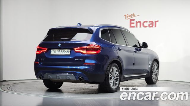 BMW X3 G01 xDrive 20i Luxury - фото 1