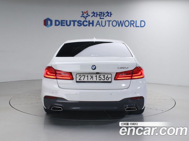 BMW 5-Series G30 520d M Sport Package Plus - фото 3