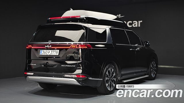 Kia Carnival 4-го поколения Gasoline 9-Seater Hi-Limousine Signature - фото 1