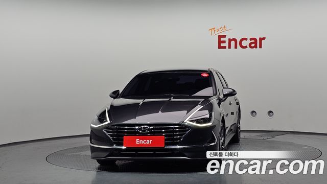 Hyundai Sonata DN8 2.0 Premium Family - фото 2