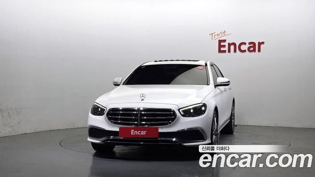 Mercedes-Benz E-Class W213 E300e 4MATIC Exclusive - фото 2