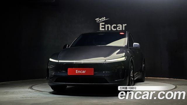 Tesla Model Y RWD - фото 2