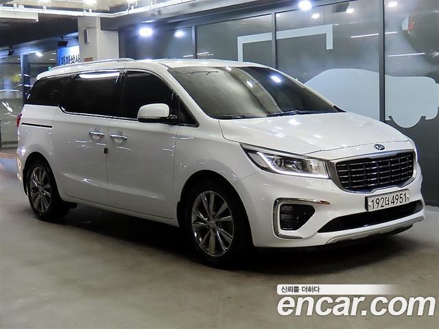 Kia Carnival Новый 9-Seater Prstige - фото 0