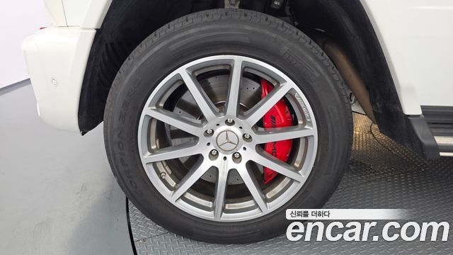 Mercedes-Benz G-Class AMG G63 - фото 4