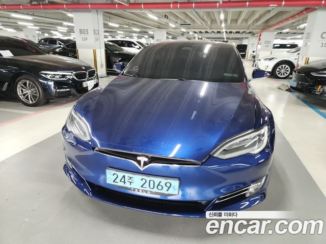 Tesla Model S Long Range - фото 0