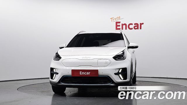 Kia Niro EV Noblesse - фото 2