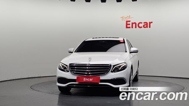 Mercedes-Benz E-Class W213 E220d 4MATIC Exclusive - фото 2