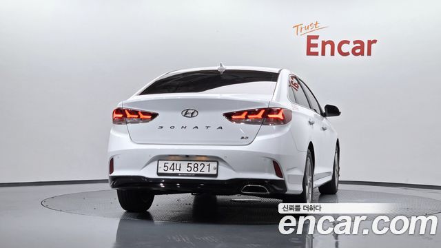Hyundai Sonata 2.0 Modern - фото 3