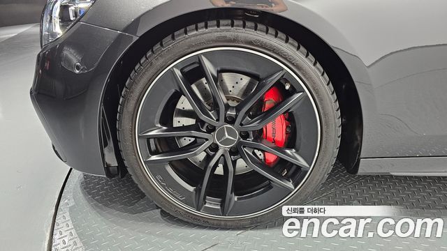 Mercedes-Benz E-Class W213 E53 AMG 4MATIC+ - фото 4