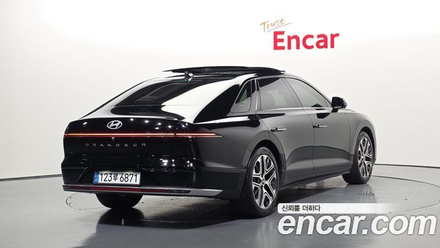 Hyundai Grandeur GN7 2,5 Gasoline 2WD Exclusive - фото 1