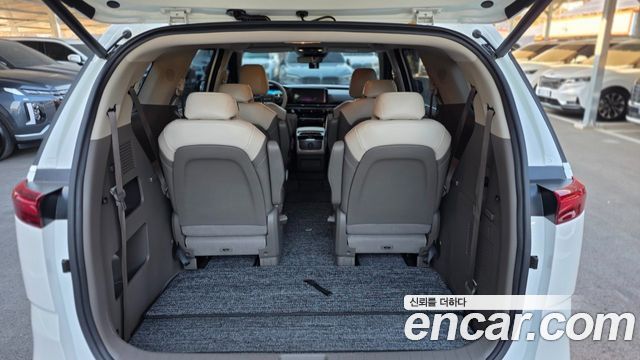 Kia Carnival 4-го поколения 9-Seater Noblesse - фото 4