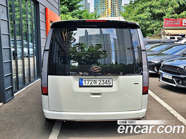 Hyundai Staria 4WD Lounge 9-Seater Inspiration - фото 2