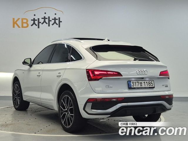 Audi Q5 FY 45 TFSI Quattro Premium Sportback - фото 1