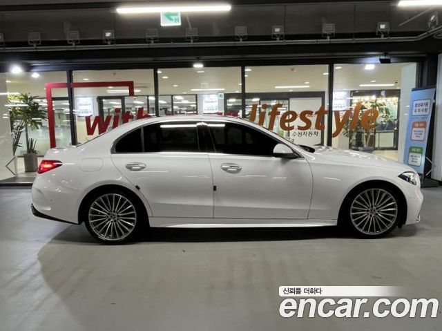 Mercedes-Benz C-Class W206 C300 4MATIC AMG Line - фото 2