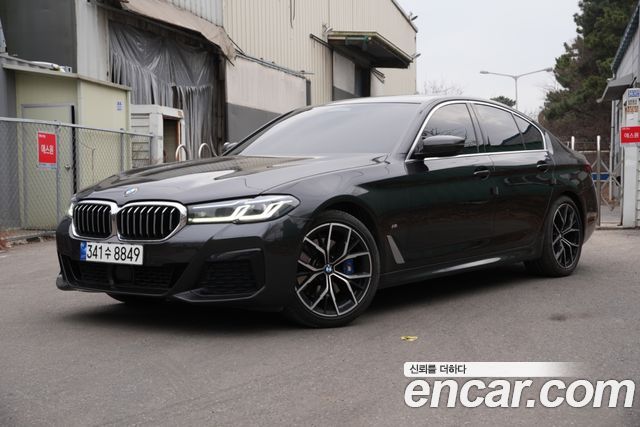 BMW 5-Series G30 530i xDrive M Sport Package - фото 0