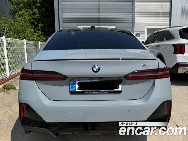 BMW 5-Series G60 520i Special Edition - фото 3