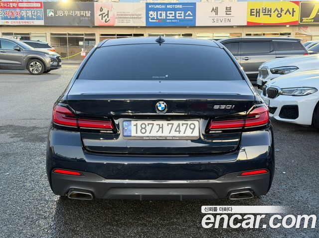 BMW 5-Series G30 530i M Sport Package - фото 3
