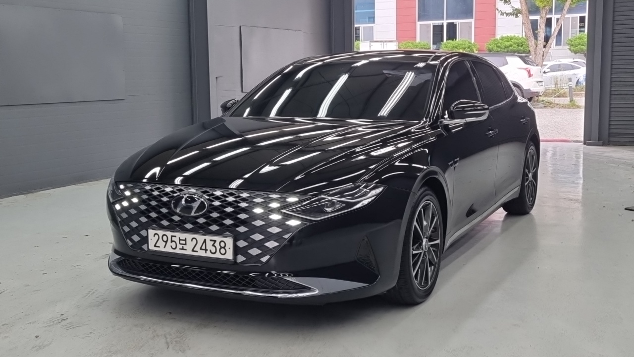 Hyundai Grandeur Новый IG 2.5 Le Blanc - фото 0