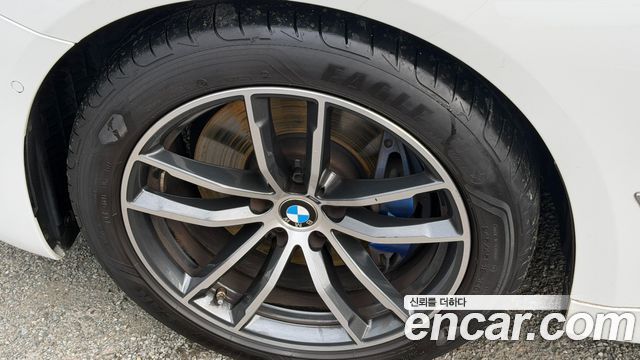 BMW 5-Series G30 520i M Sport - фото 4