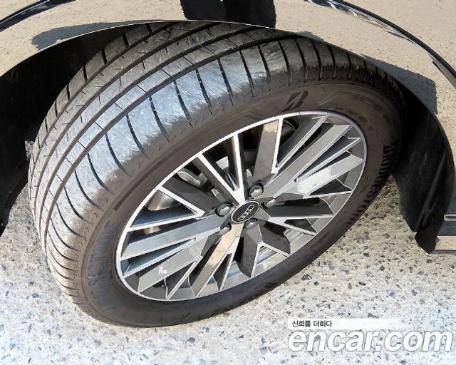 Audi Q3 F3 40 TFSI Quattro Premium - фото 4
