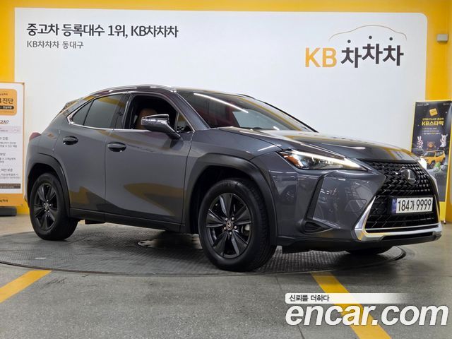 Lexus UX 2.0 2WD - фото 4