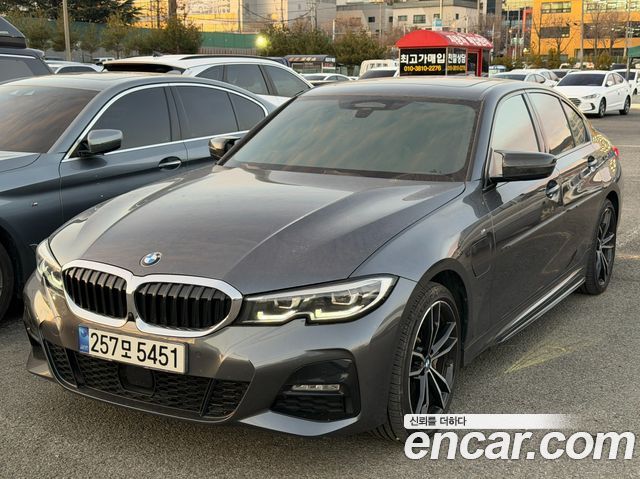 BMW 3-Series G20 330e M Sport - фото 0