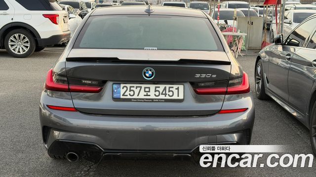 BMW 3-Series G20 330e M Sport - фото 3