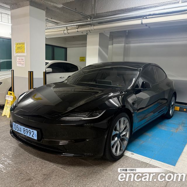 Tesla Model 3 Long Range AWD - фото 0