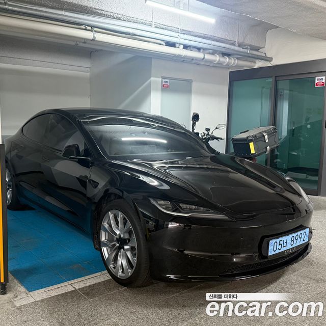 Tesla Model 3 Long Range AWD - фото 1